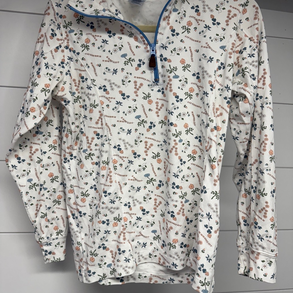 Bella Bliss White and Blue Quarter-Zip Sweatshirt